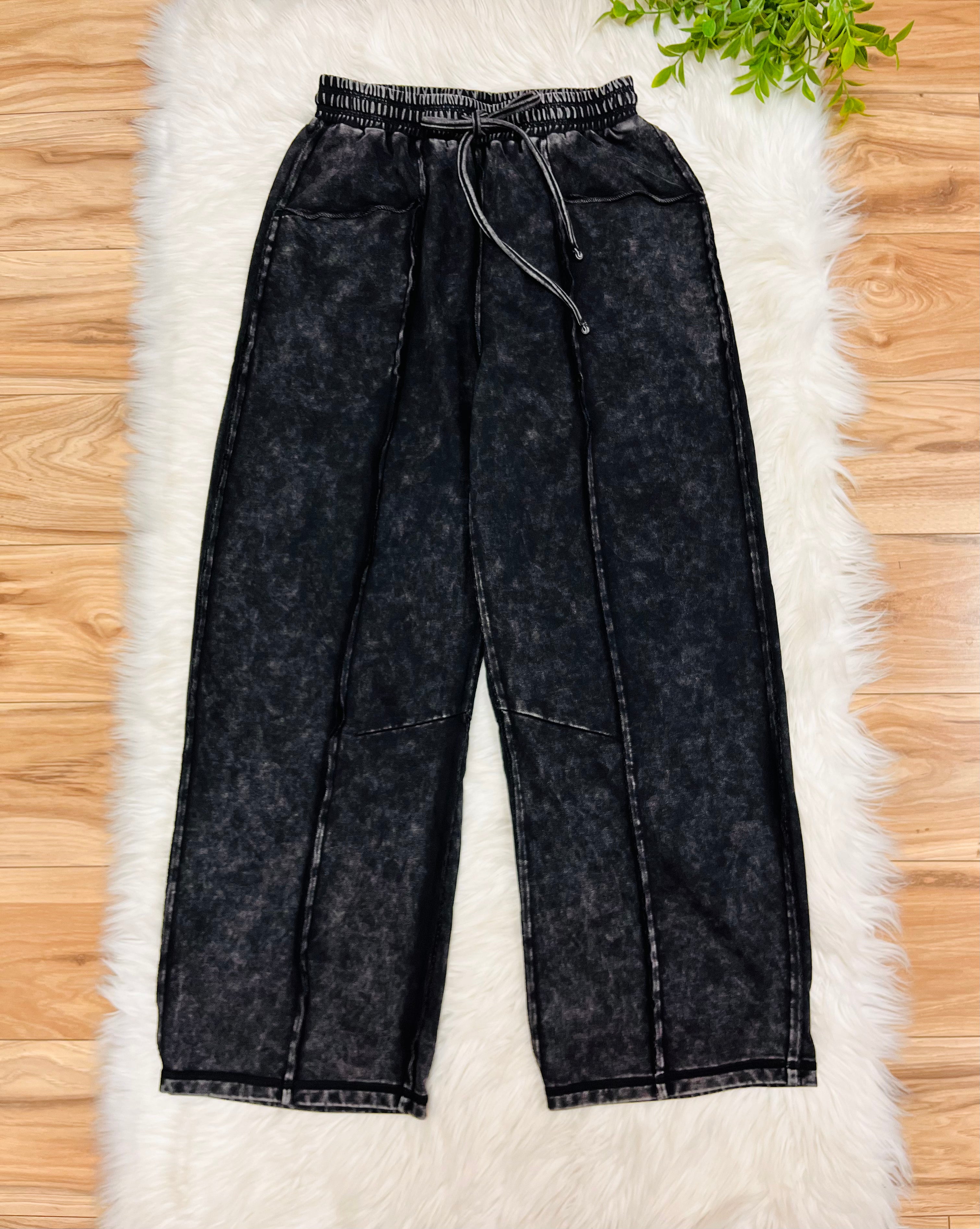 Women’s Evermmee Petite Black Acid Wash Pants- Loose Fit
