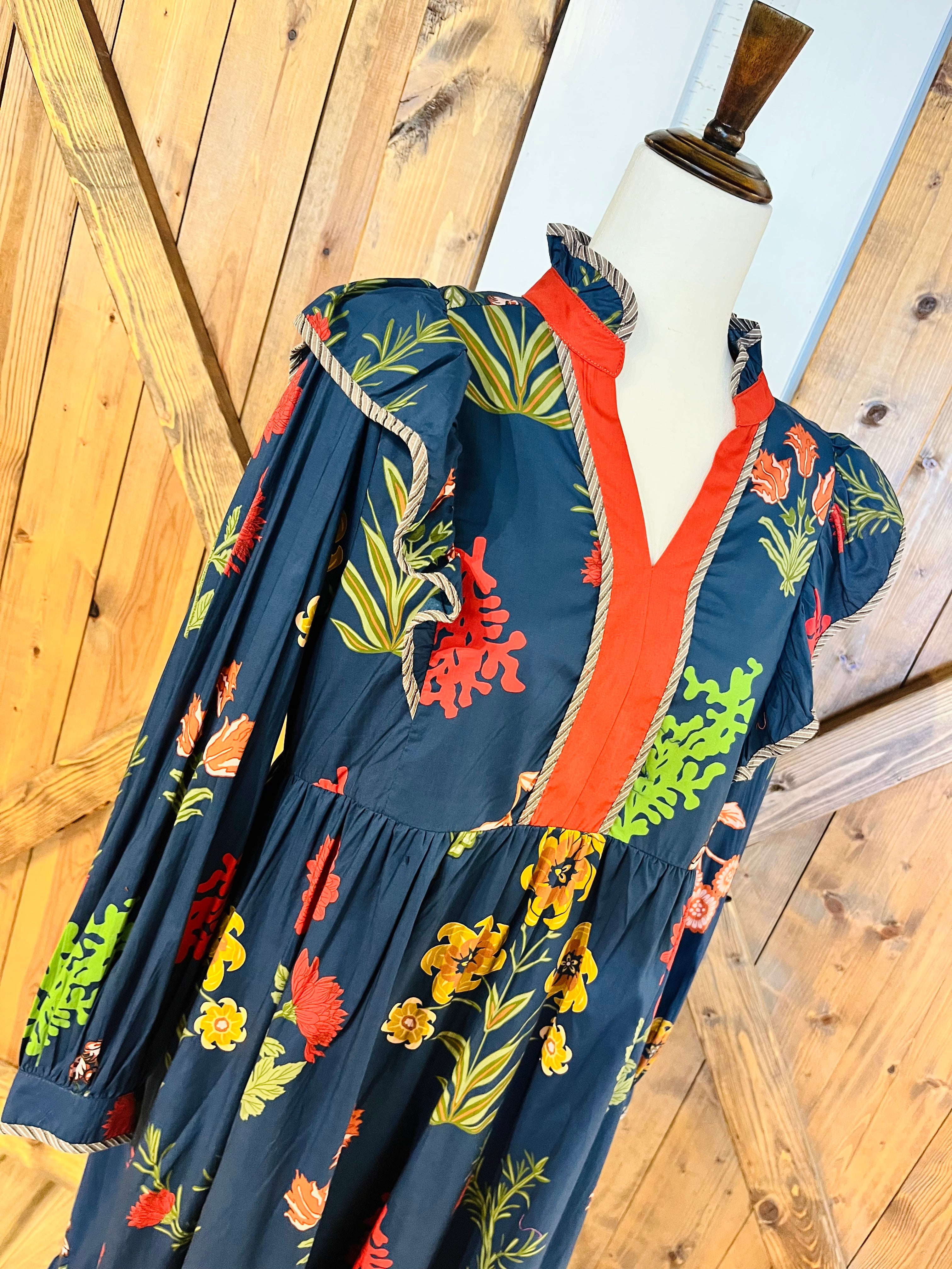 Women’s Jodifl V Neck Navy Floral Long Sleeve Dress- True to Size