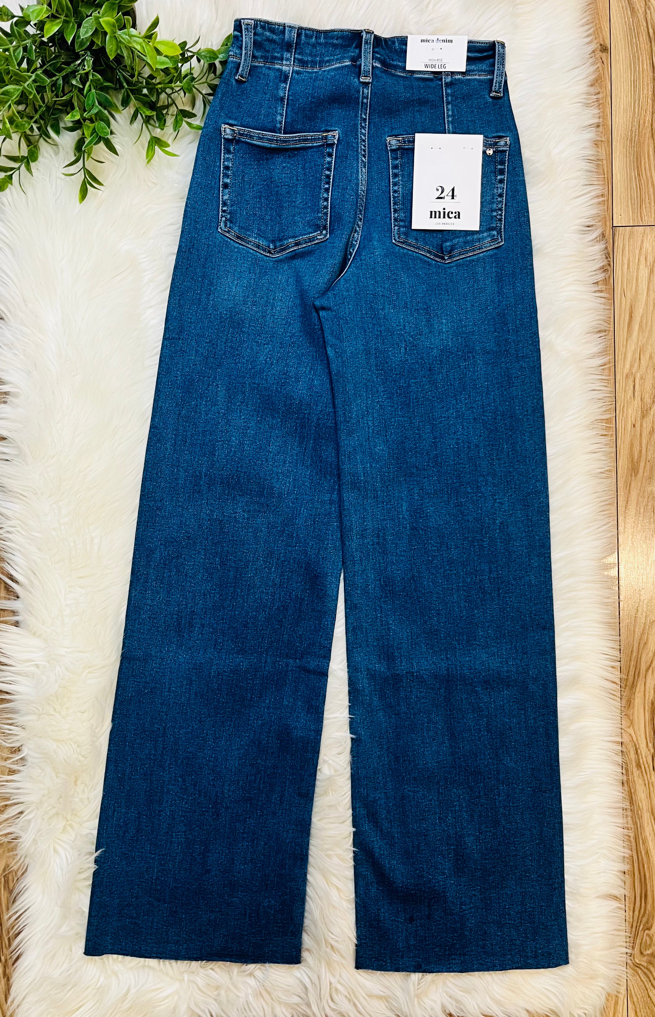 Women’s Mica Patch Pocket Jeans 3979