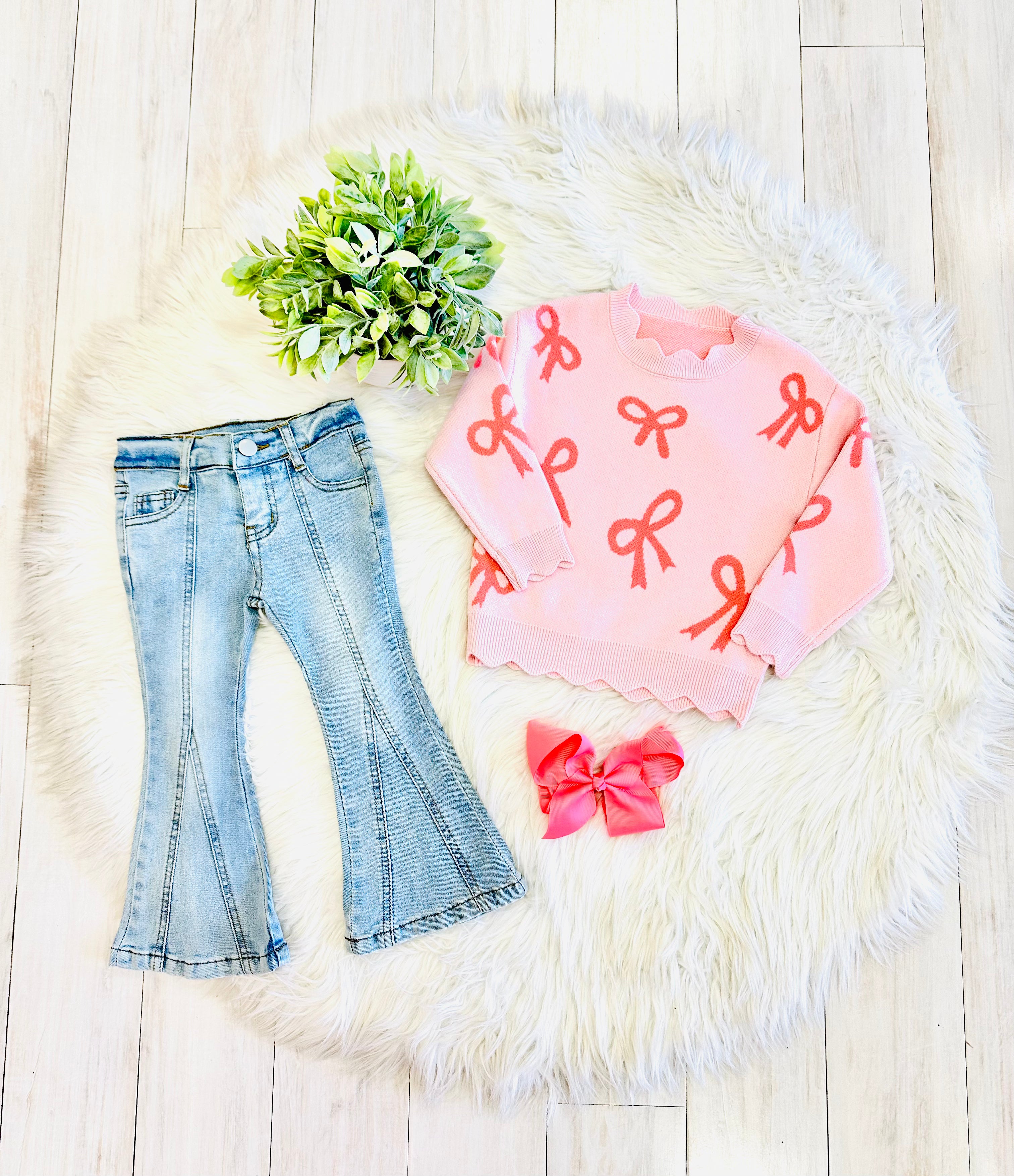 Girls Pink Bow Print Scalloped Sweater