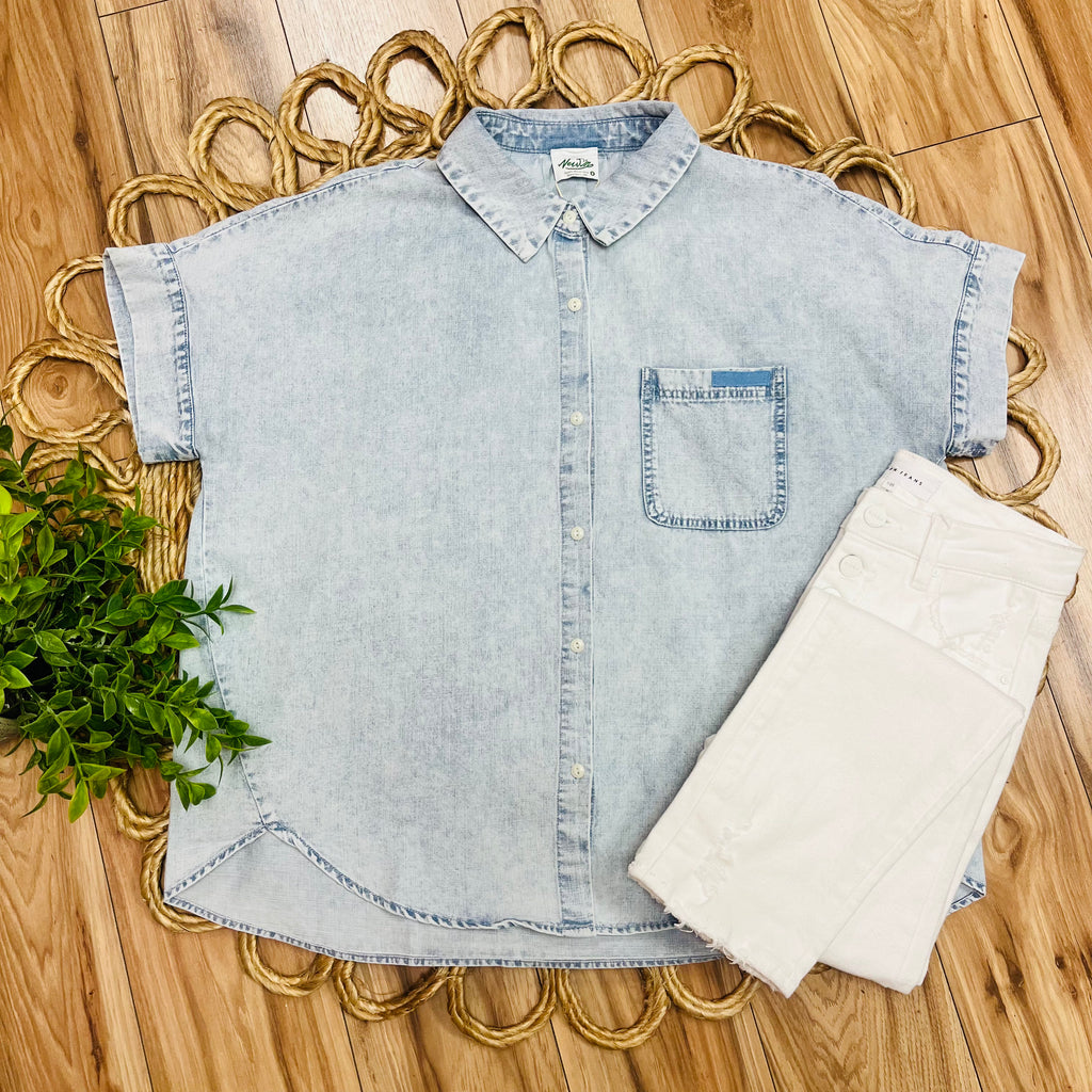 Women’s Very J Light Denim Mineral Washed Oversized Top