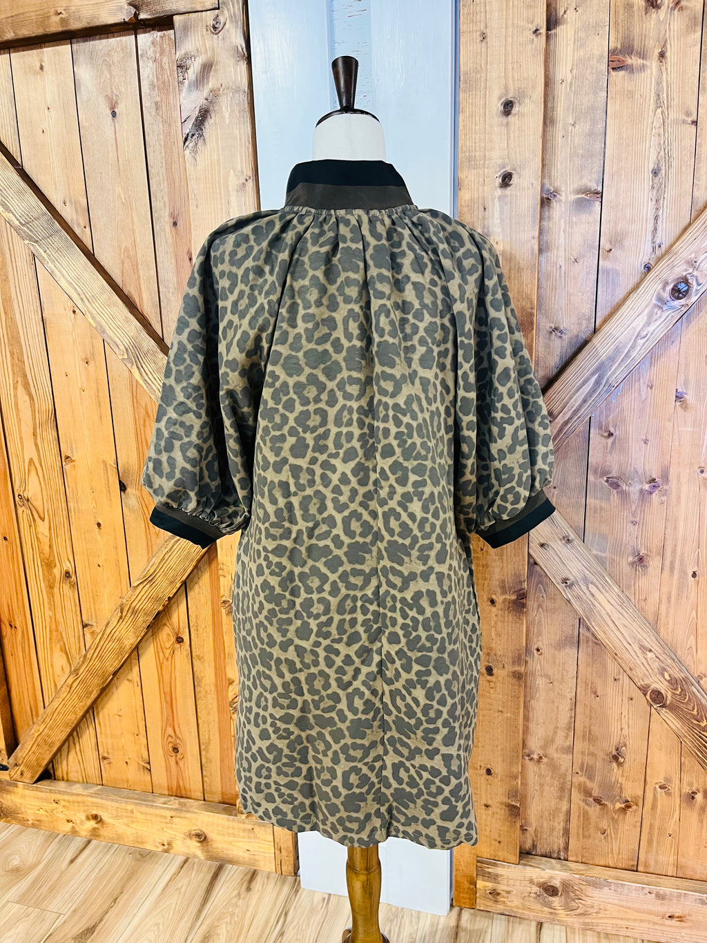 Women’s Umgee Leopard Print Half Zip Collared Dress- True to Size