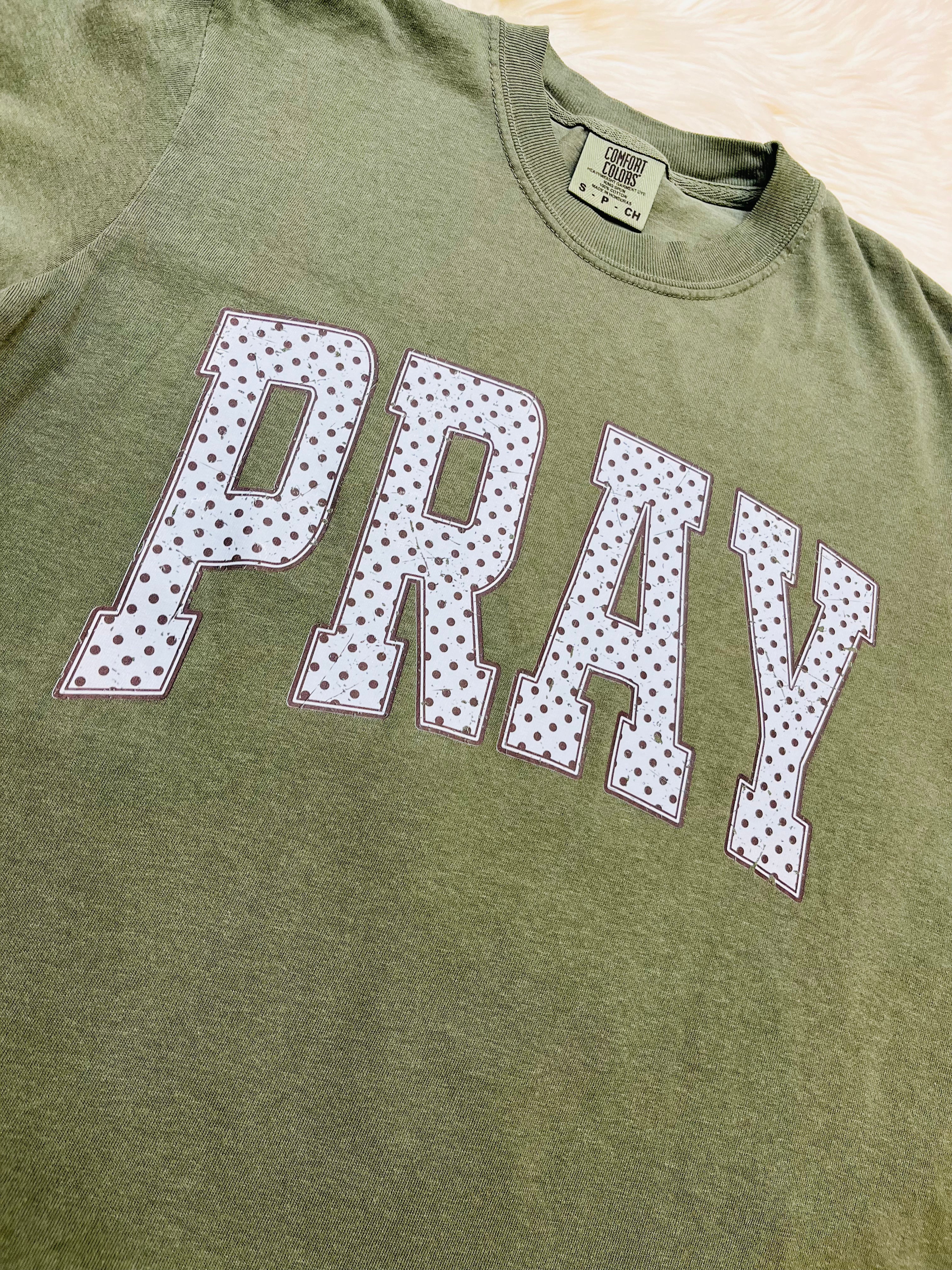 Women’s Comfort Color Olive Pray Tee