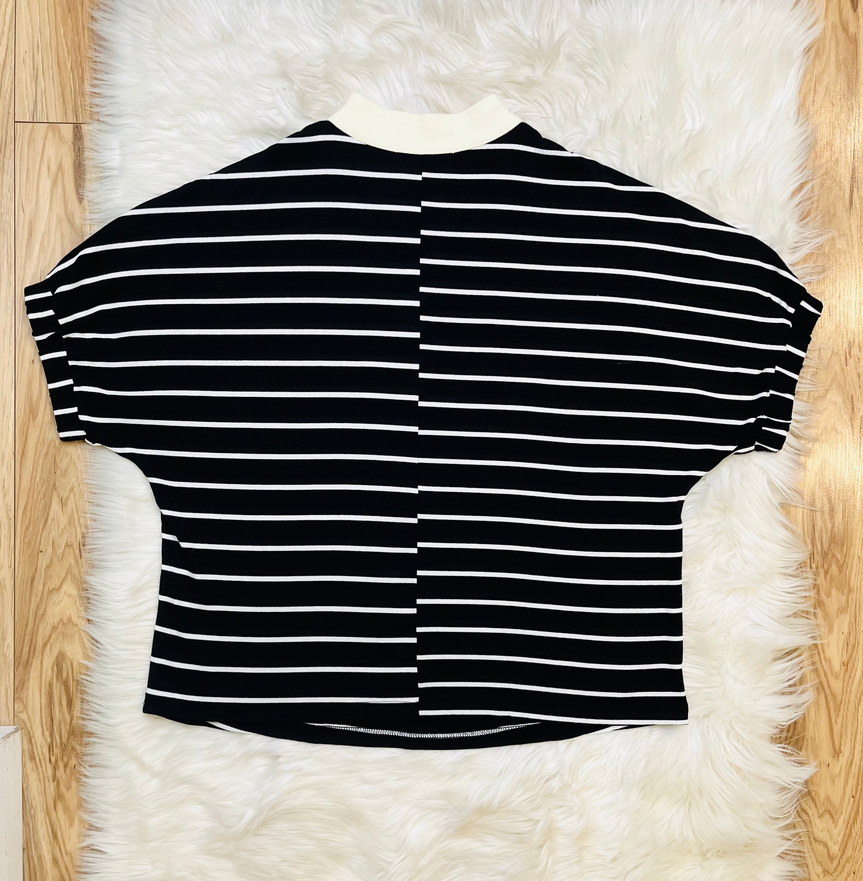 Women’s Evermmee Black Stripe Top