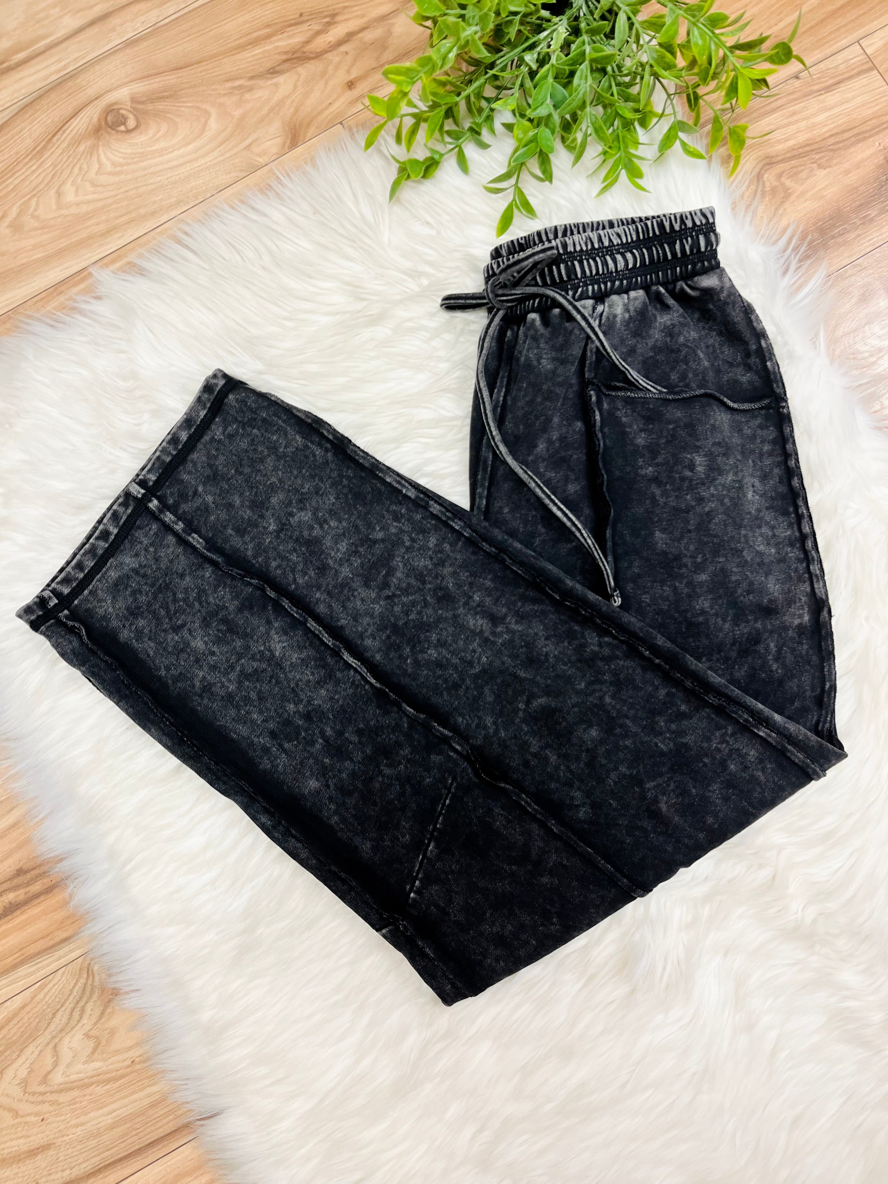 Women’s Evermmee Petite Black Acid Wash Pants- Loose Fit