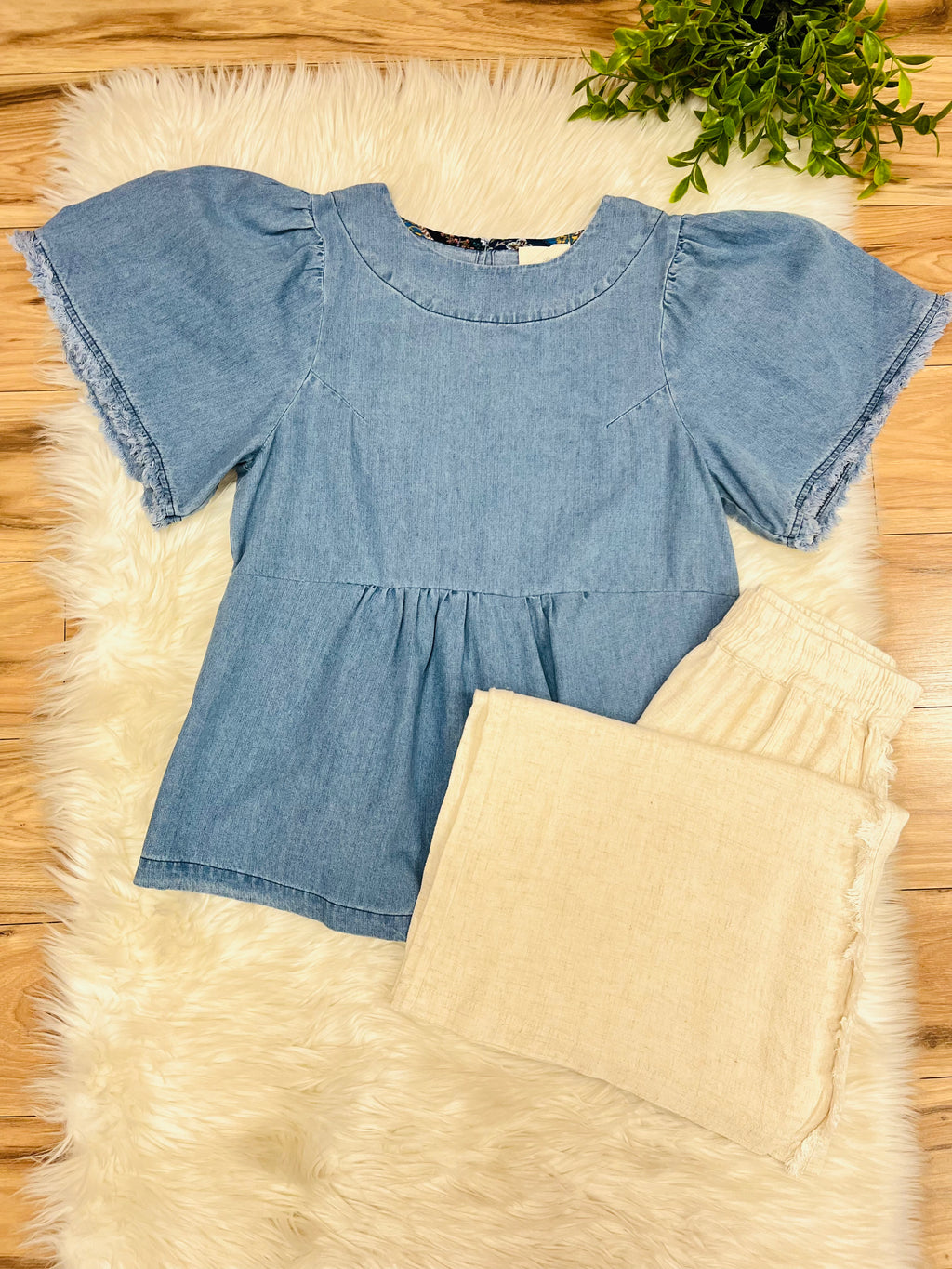 Women’s Umgee Stone Wash Denim Peplum Top- True to Size