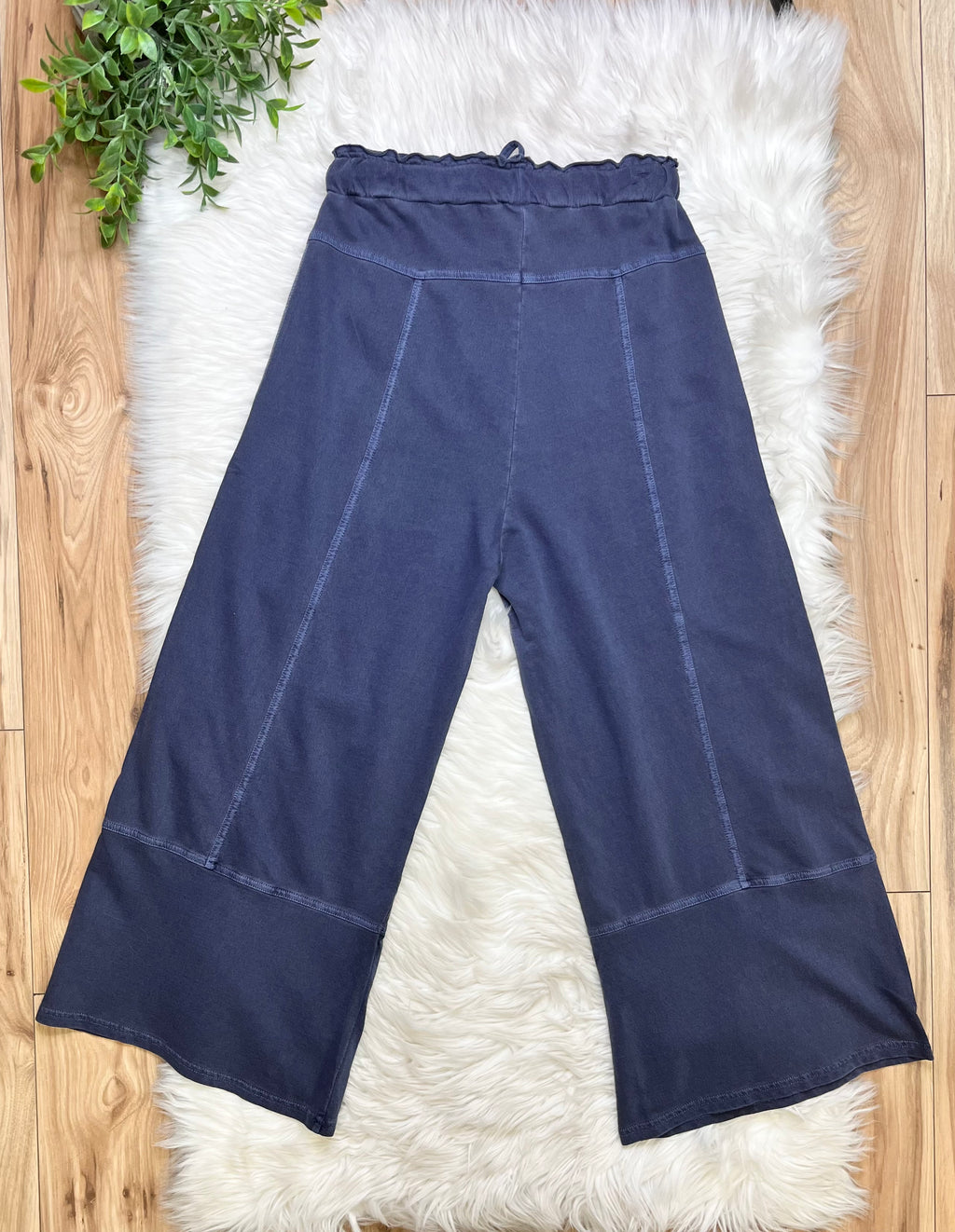 Women’s Zenana Exposed Seam Navy Drawstring Pants- True to Size