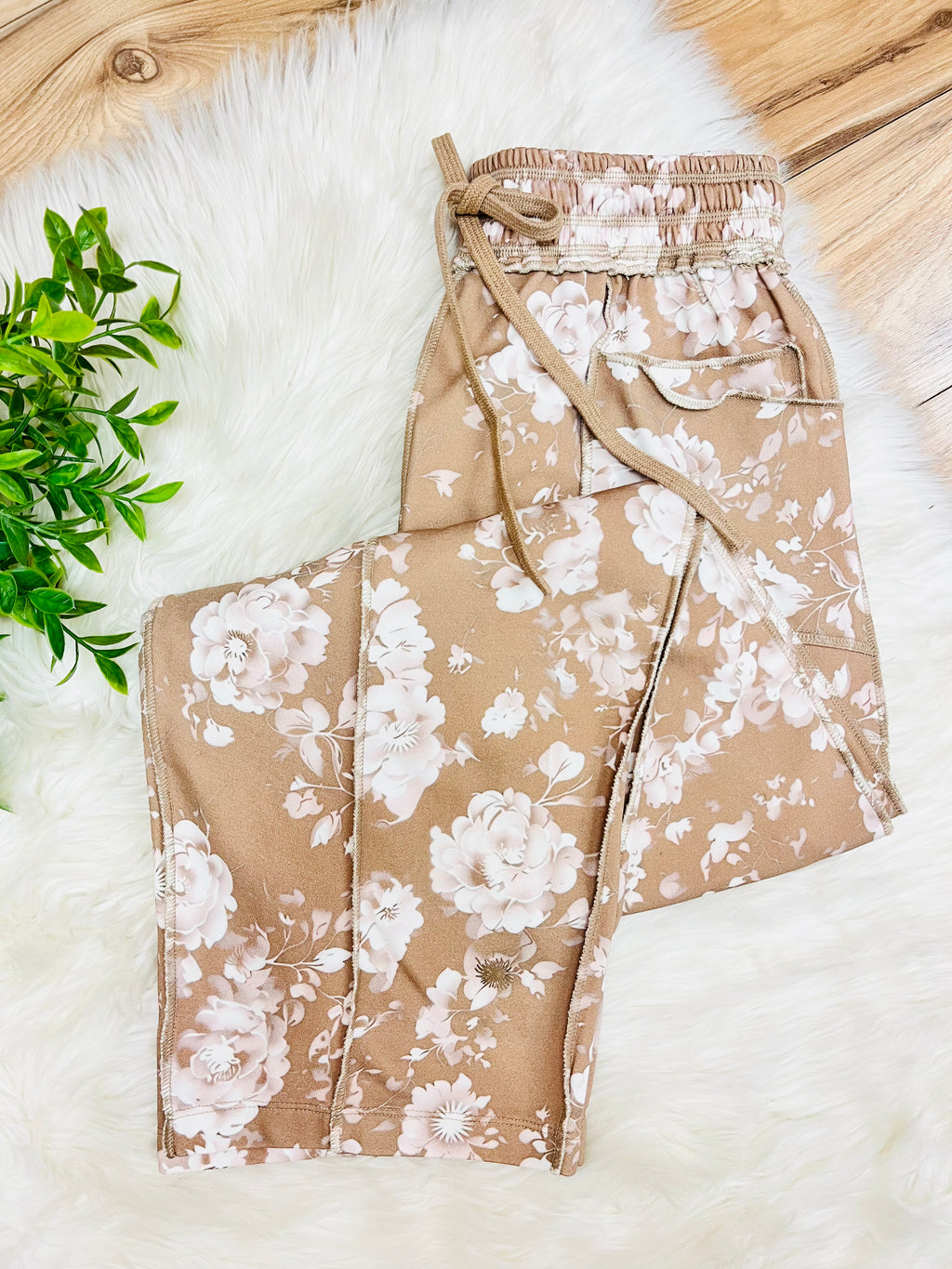 Women’s Anniewear Latte Rose Print Barrel Knit Pants- True to Size