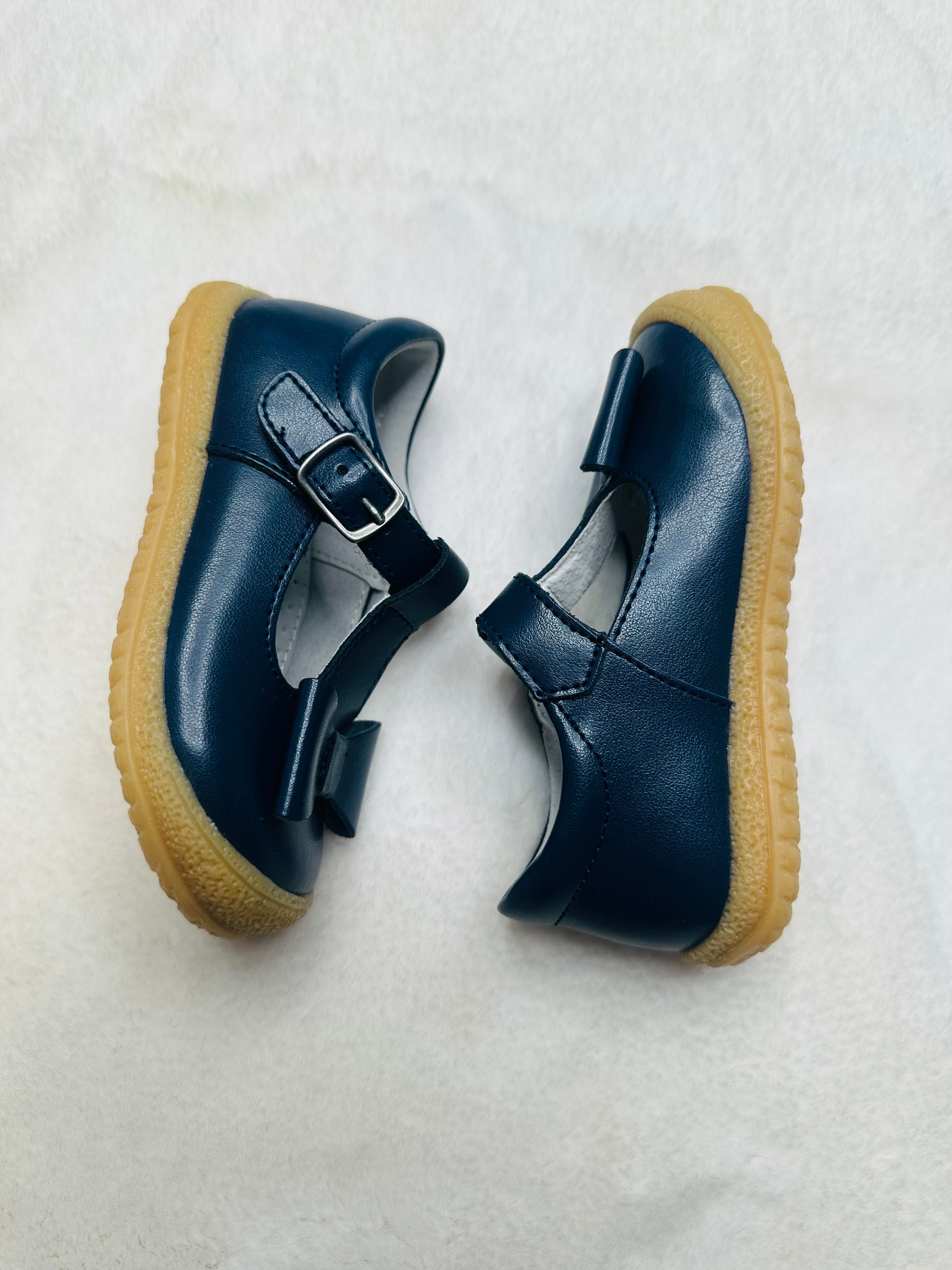 Girl’s L’amour Bow Buckle Shoes - Navy
