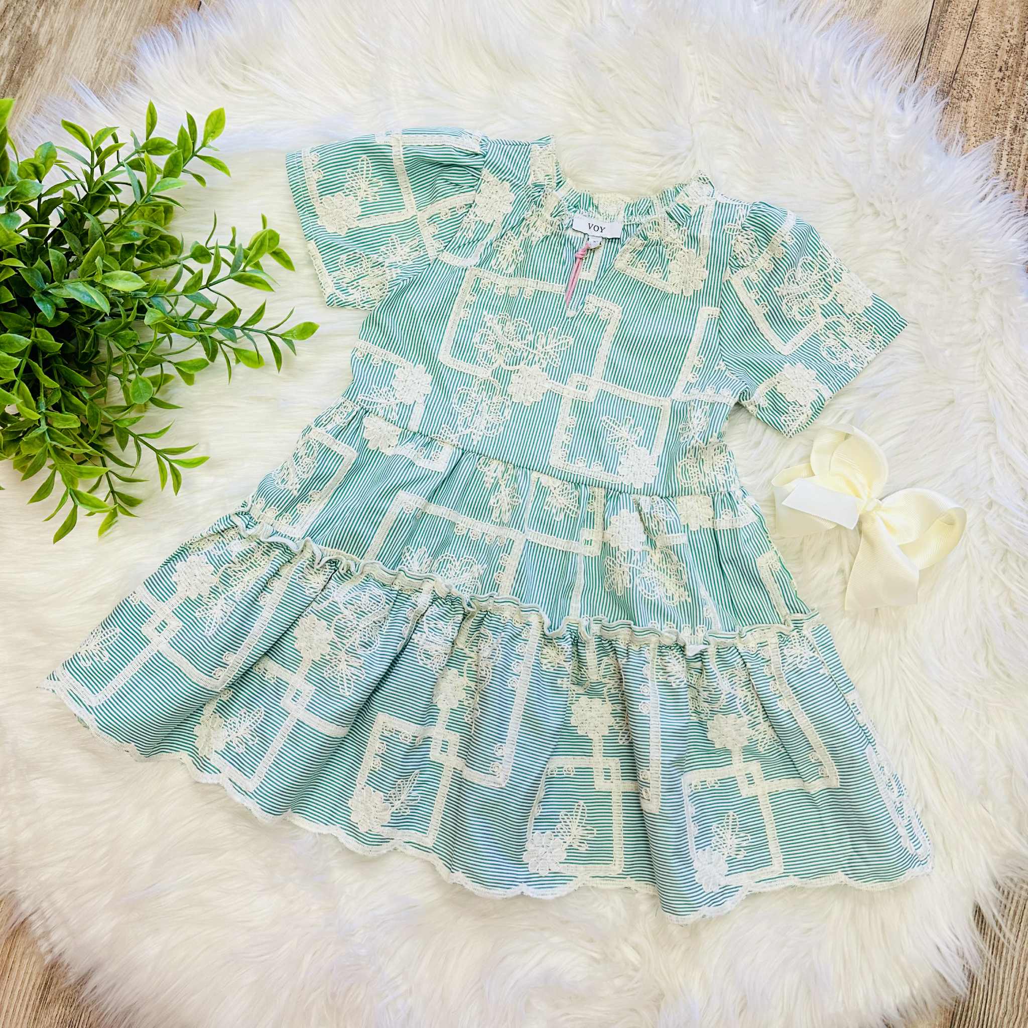 Girl’s Voy Embroidered Mint Dress