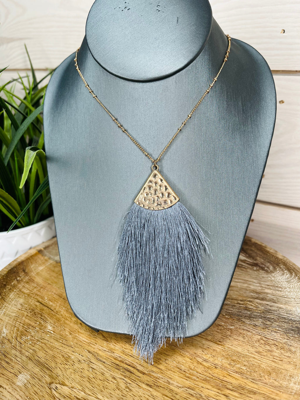Gold fringe necklace women's