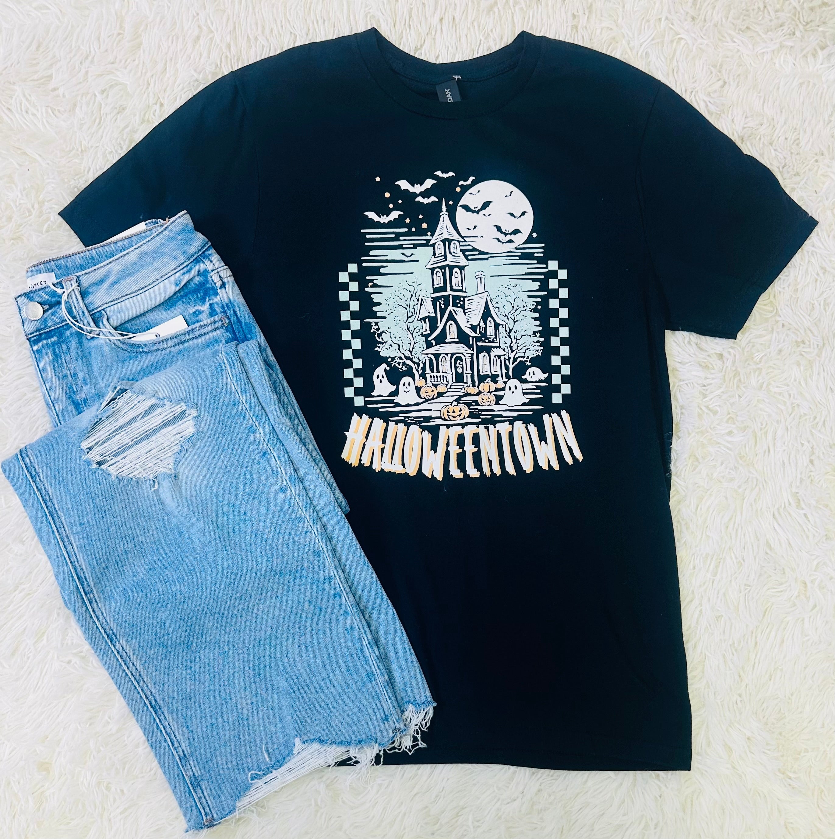 HALLOWEENTOWN Graphic Tee Women's