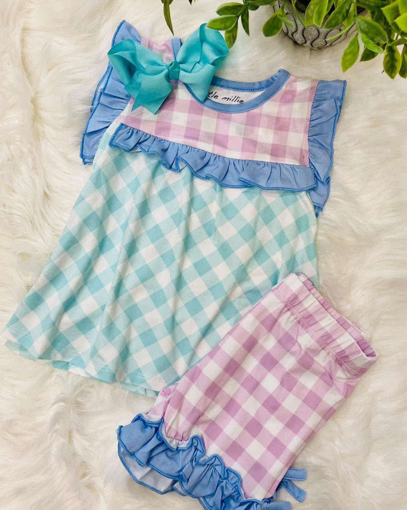 Girl’s Millie loves lily multicolor gingham set