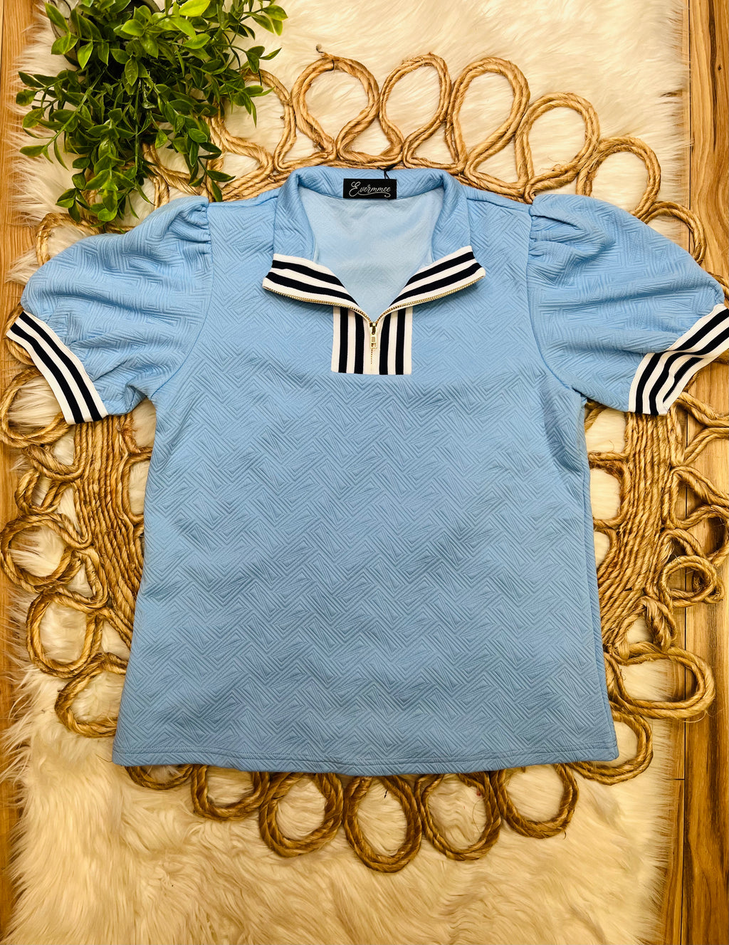 Women’s Evermmee Blue Collar Puff Sleeve Top
