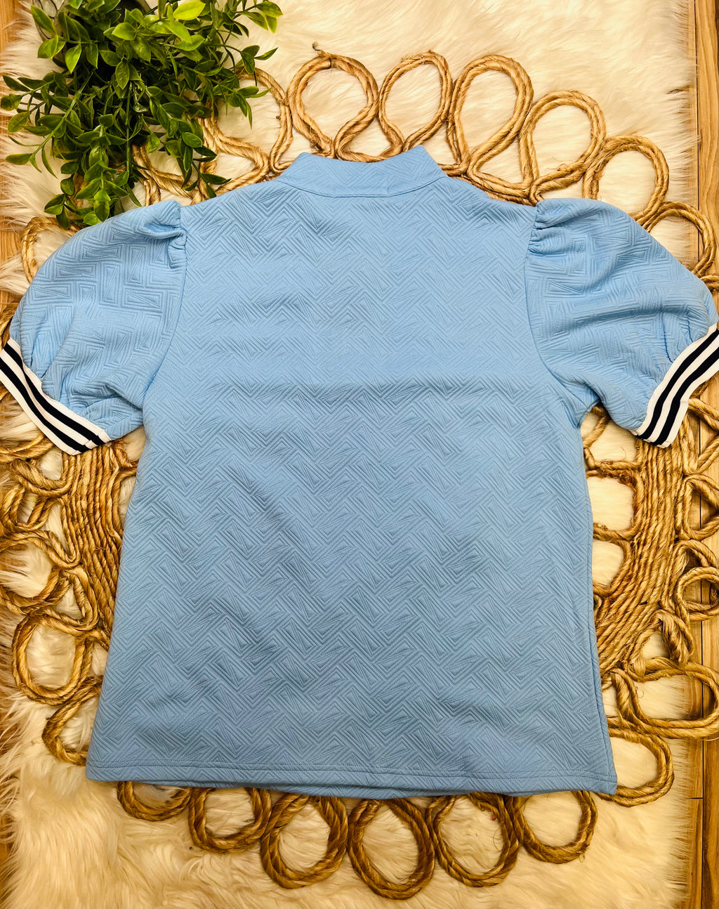 Women’s Evermmee Blue Collar Puff Sleeve Top