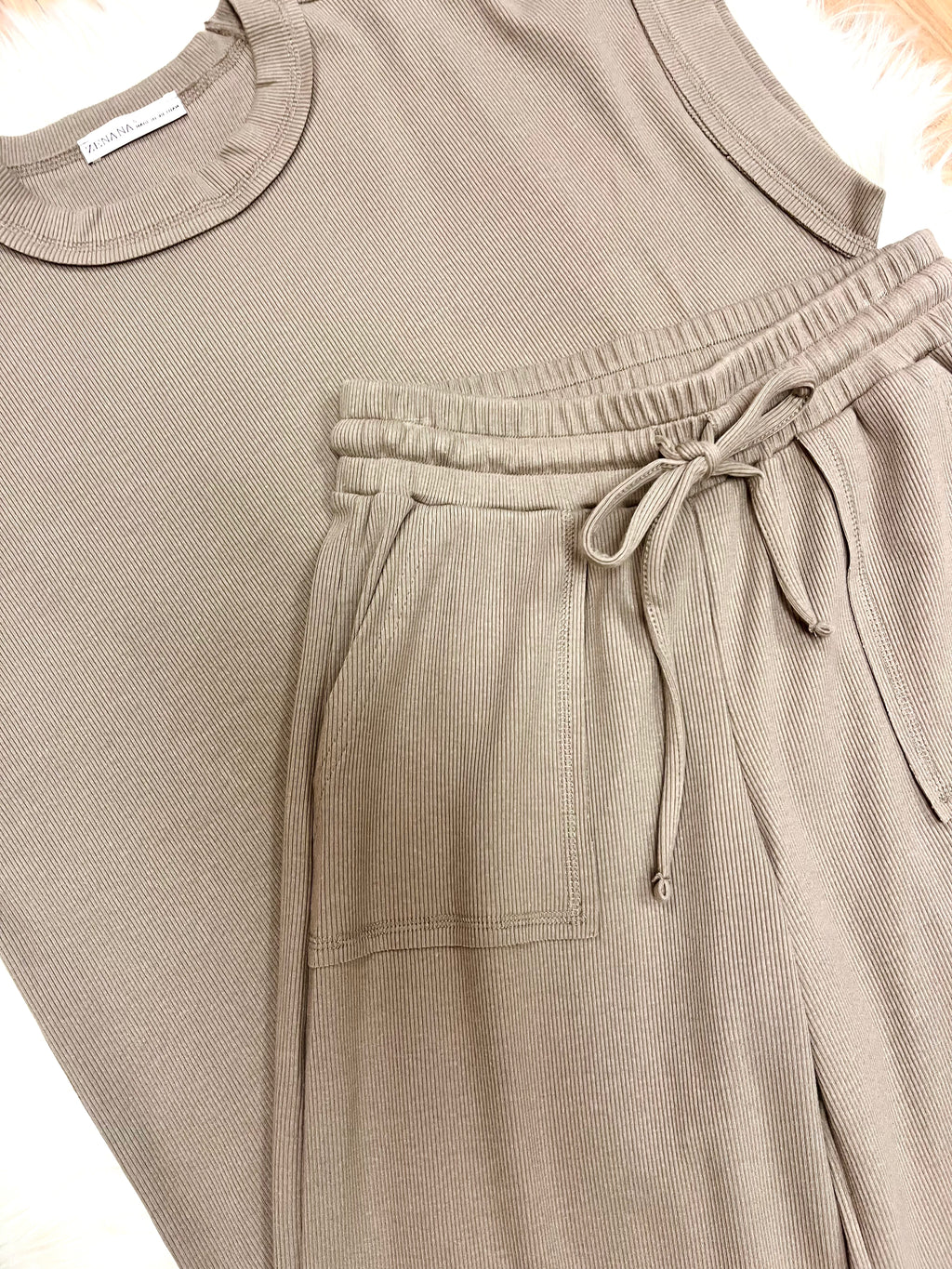 Women’s Zenana Tan Ribbed Cuff Sleeve Pant Set Loose Fit
