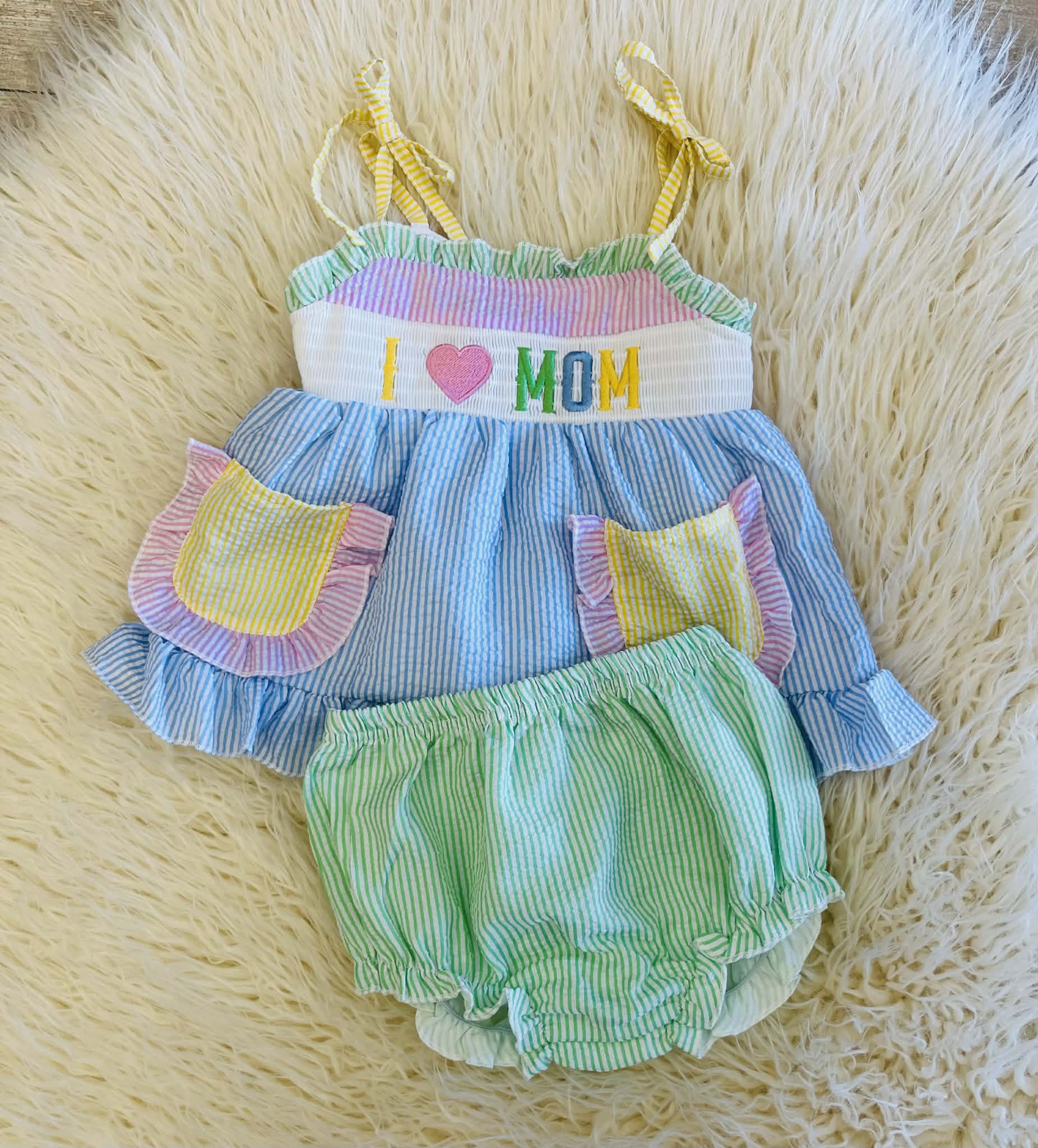Girls I love mom baby bloomer outfit