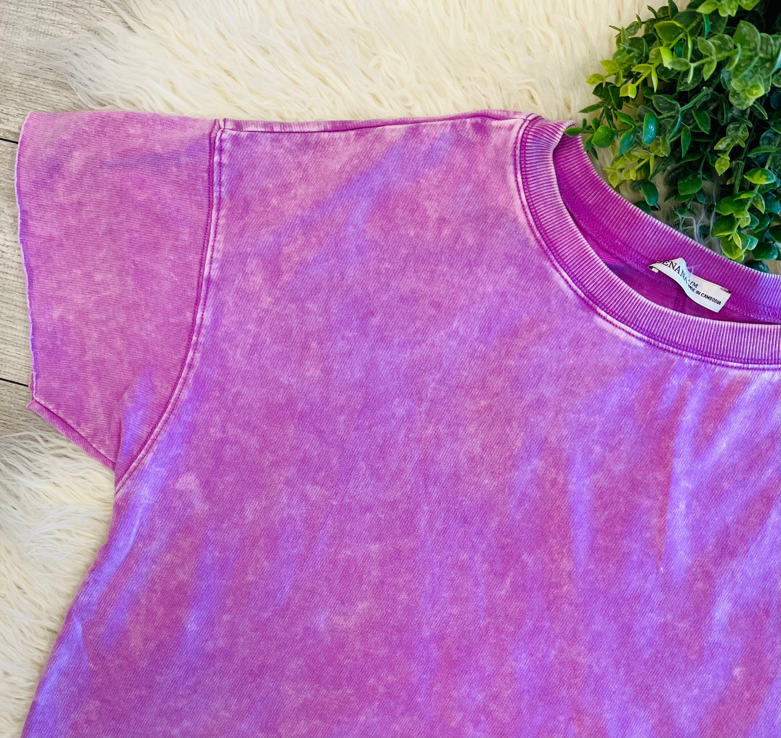 Women’s Zenana Bright Mauve Acid-Wash Top Basic