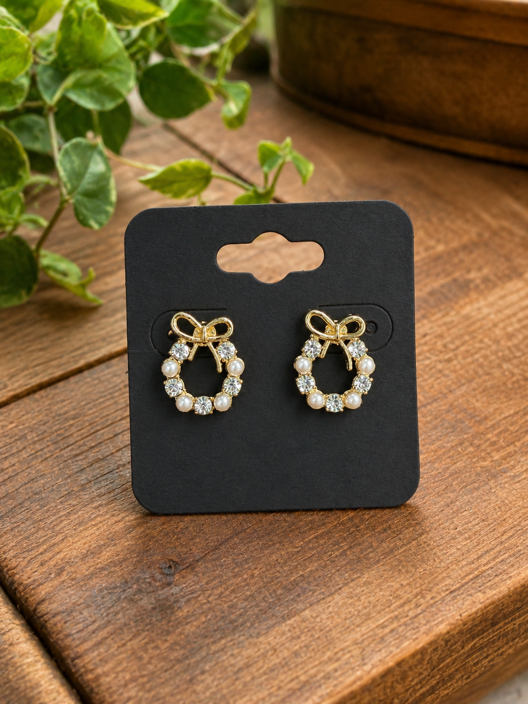 Darling Pearl Wreath Earrings