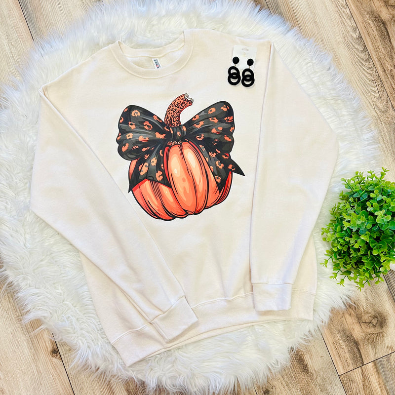 Leopard Print Bow Pumpkin Crewneck