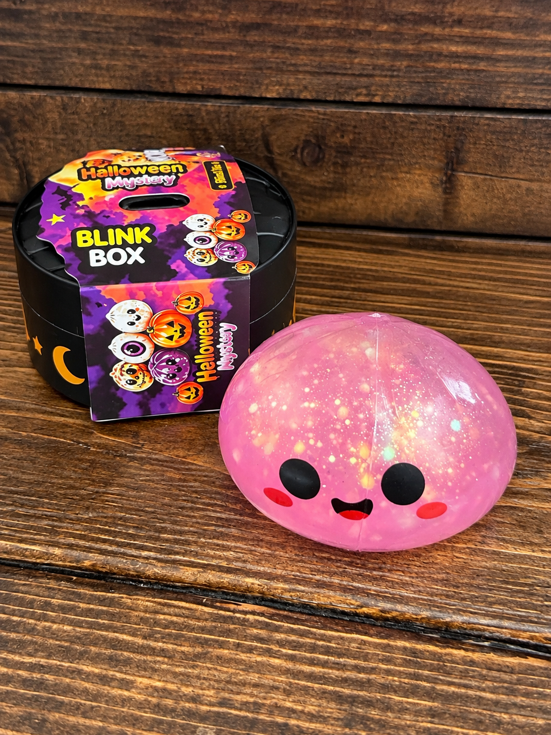 Halloween Dumpling Ghost Liquid Glitter with flashing light Squishy Toy Ages 3+
