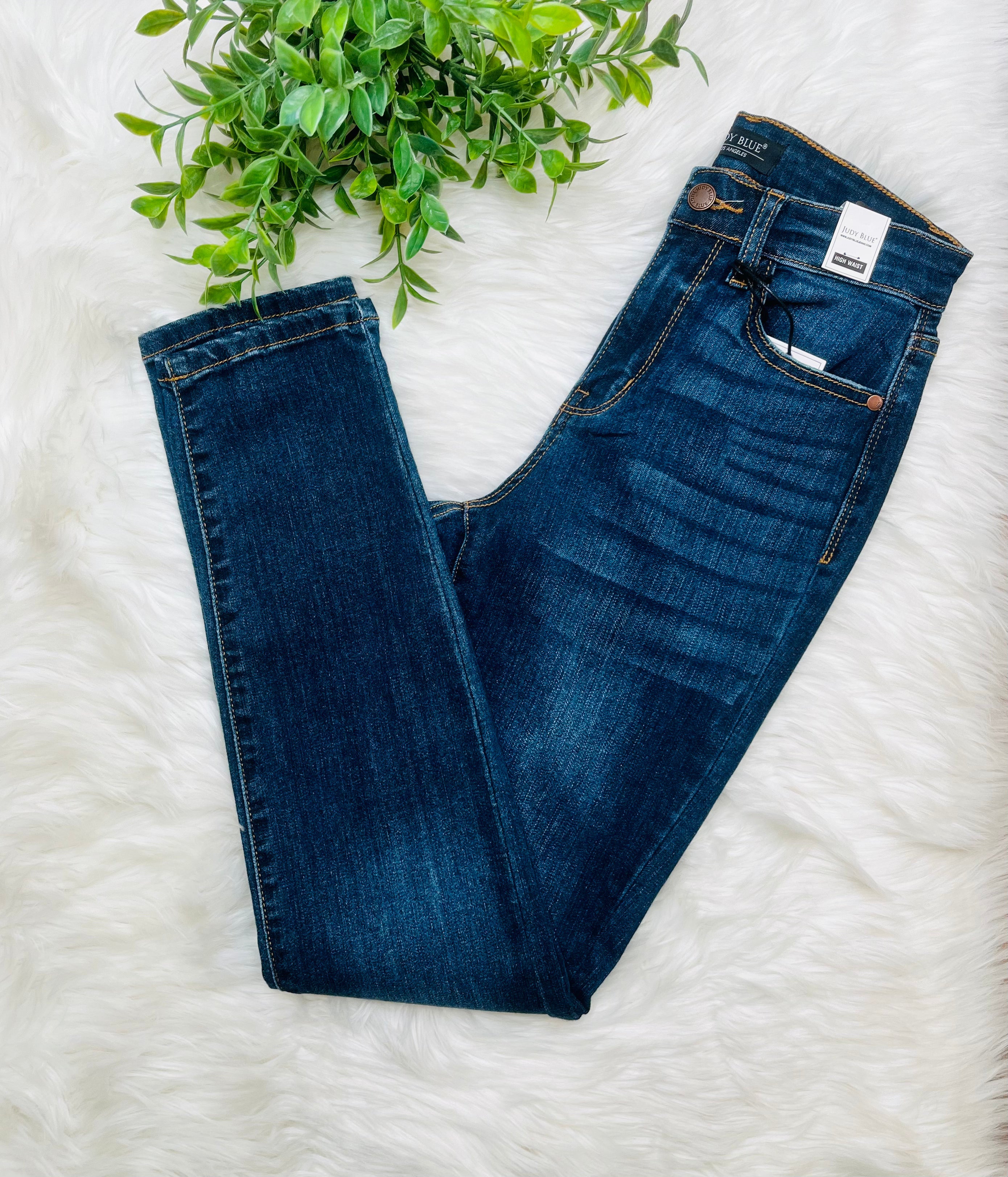 Judy Blue Dark Wash High Waist Relaxed Fit Jeans 2325