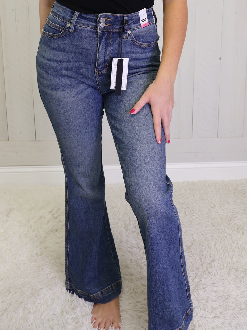 Judy Blue Petite Flare Double Button Jeans 1018