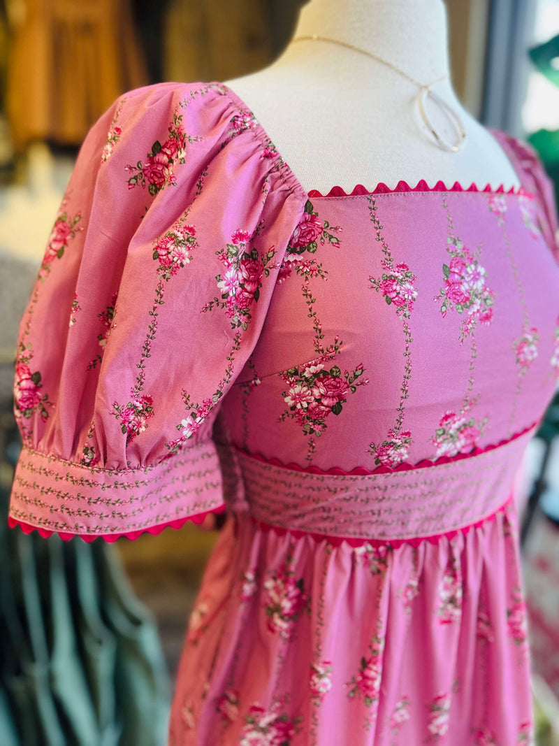 Mauve Coquette Floral Maxi Dress