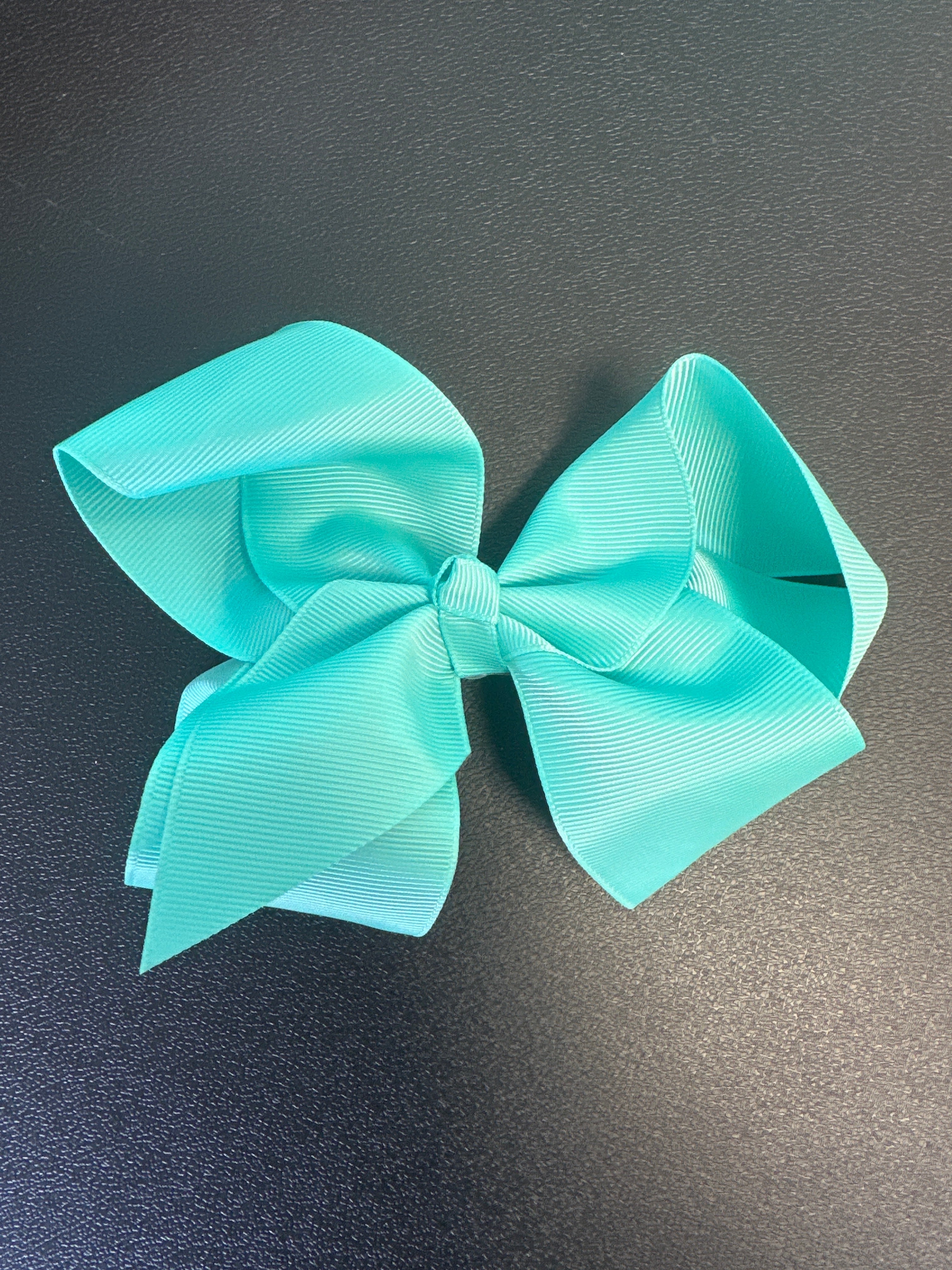 Mini Mee 6 inch clip Bow