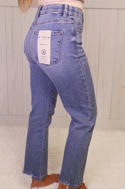 Risen High Rise Medium Wash Jeans 5916