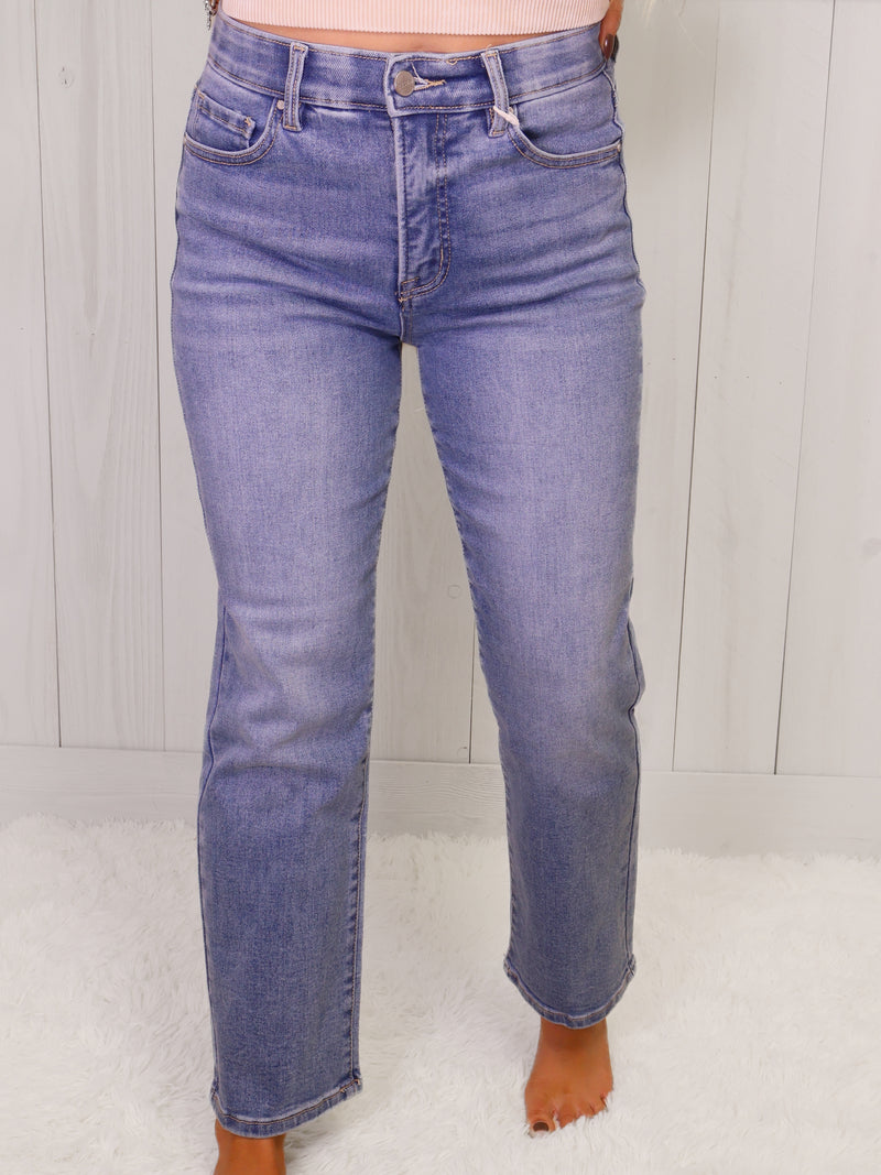 Risen High Rise Medium Wash Jeans 5916