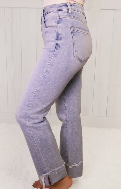 Risen High Rise Straight 5877 Jeans