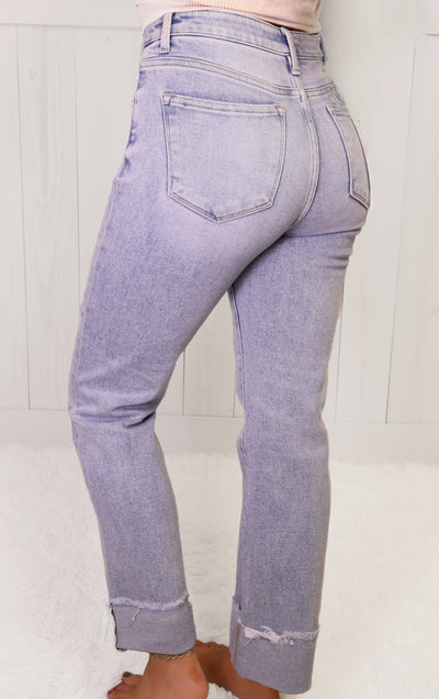 Risen High Rise Straight 5877 Jeans