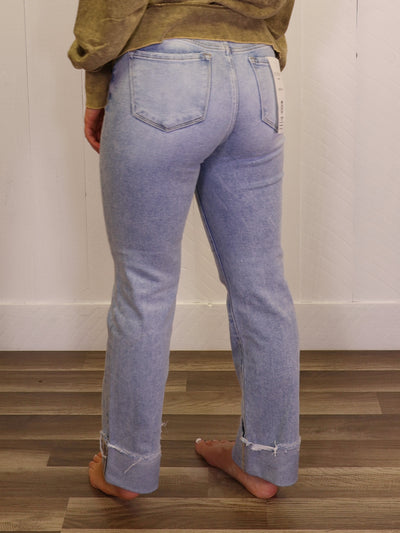 Risen High Rise Straight 5877 Jeans