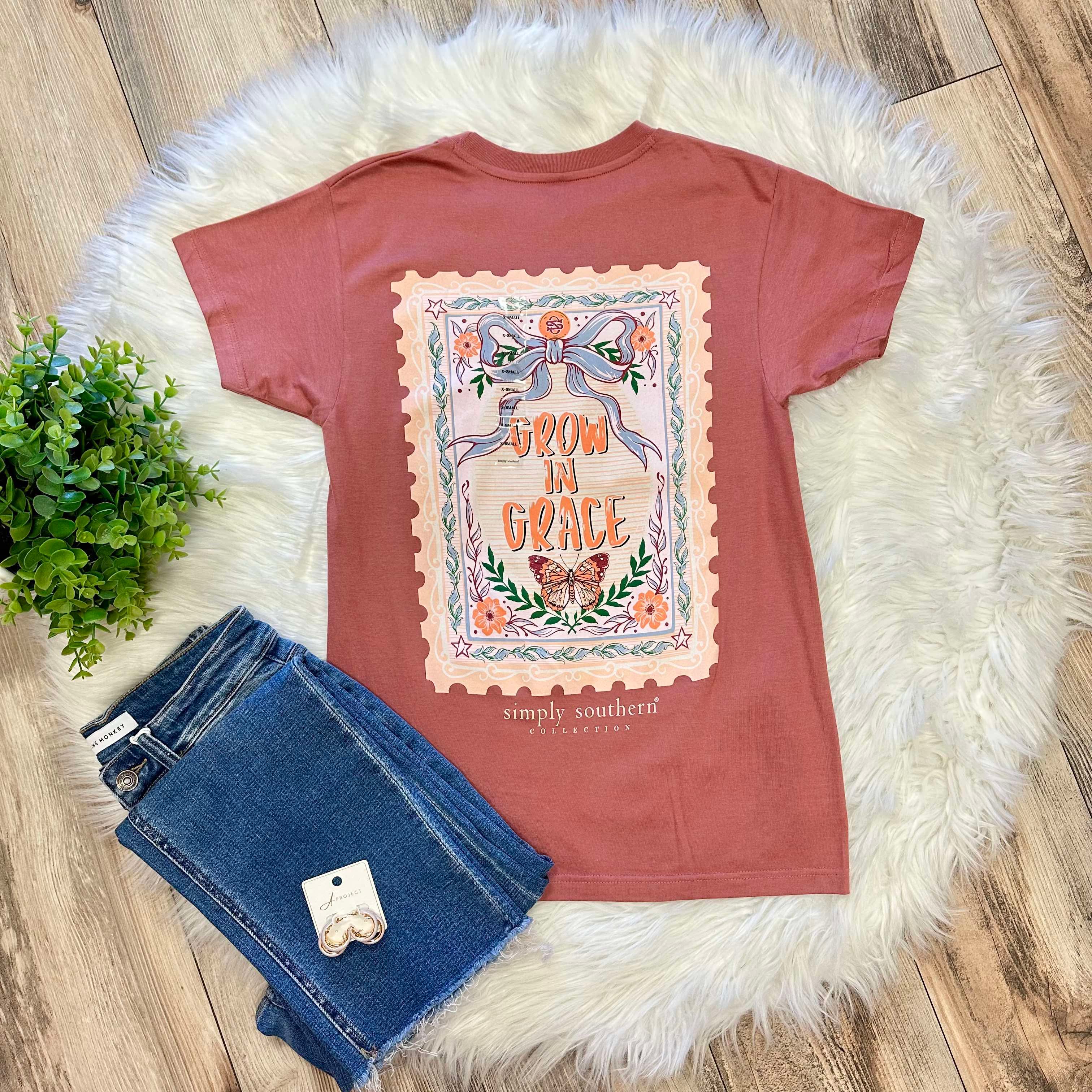 Simply Southern Grace Graphic Tee Women's