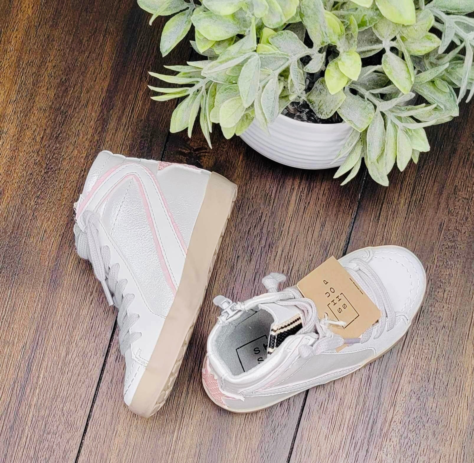 Toddler Metallic white Sneaker - Mini Mee Boutique