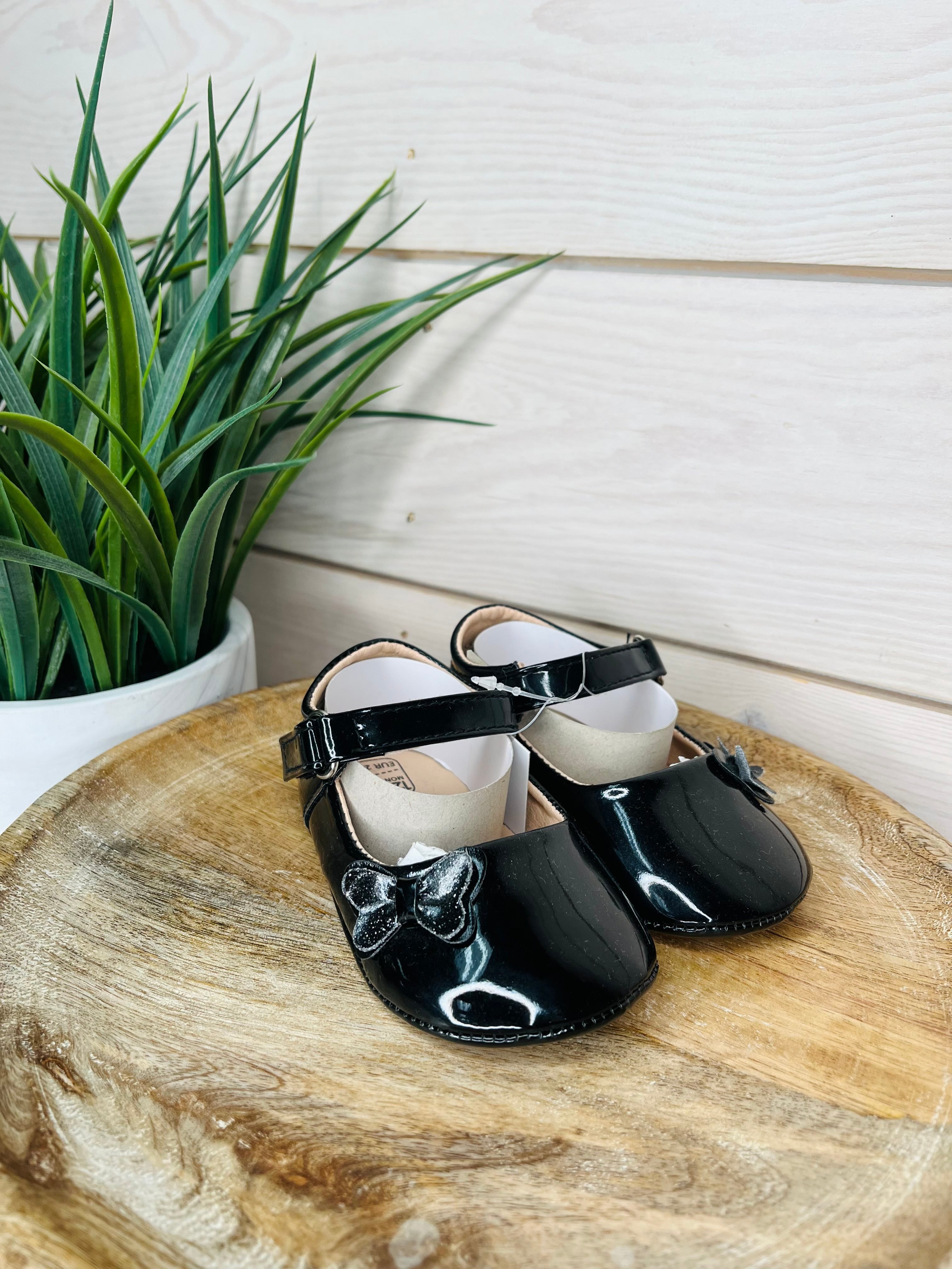 Toddler black butterfly strap on shoes girls