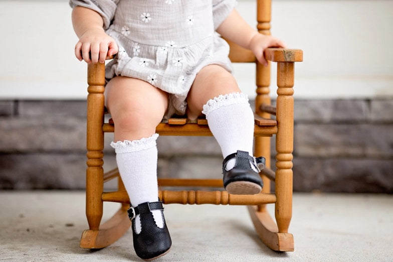 Size 6-18m Lace Top Knee High Socks White