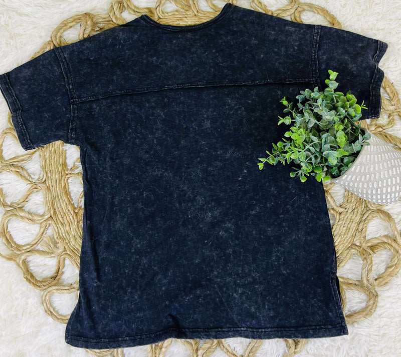 Very J Black V-neck top