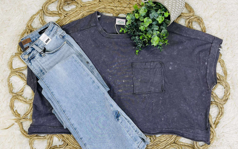 Very J Black round neck top