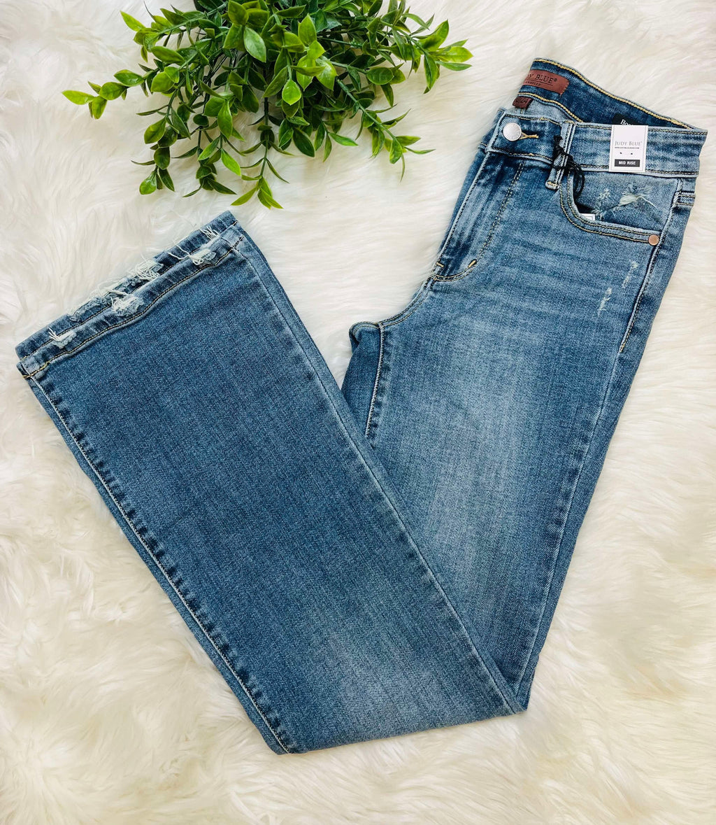 Vintage Wash Boot Cut Judy Blue Jeans Regular and Curvy Women’s