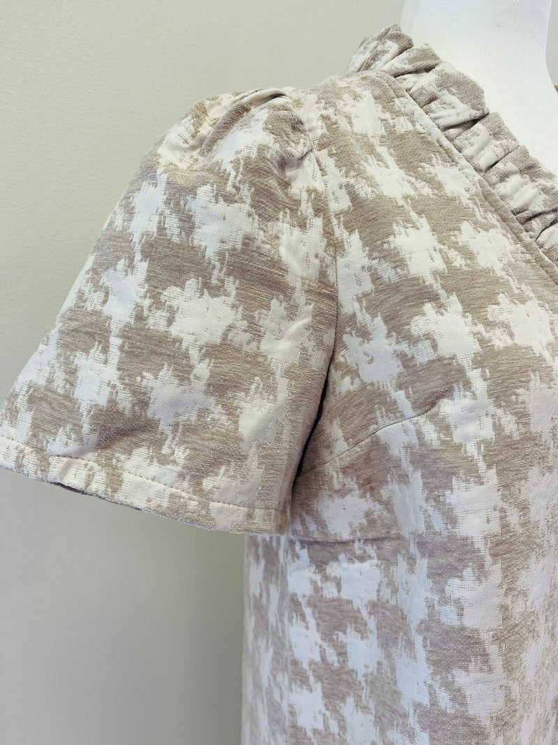 Voy Taupe Houndstooth Print Dress