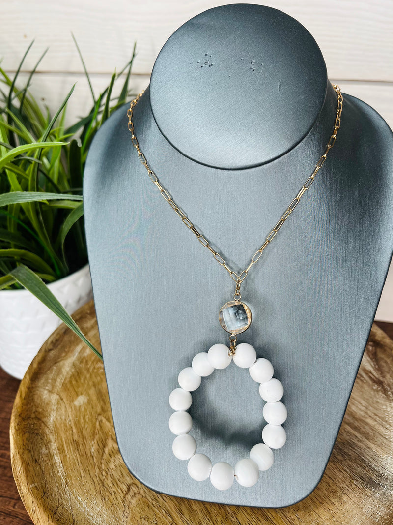 White and Gold Circle Beaded Necklace