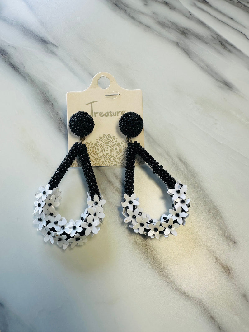 Women’s Black Beaded White Flower Dangled Earrings