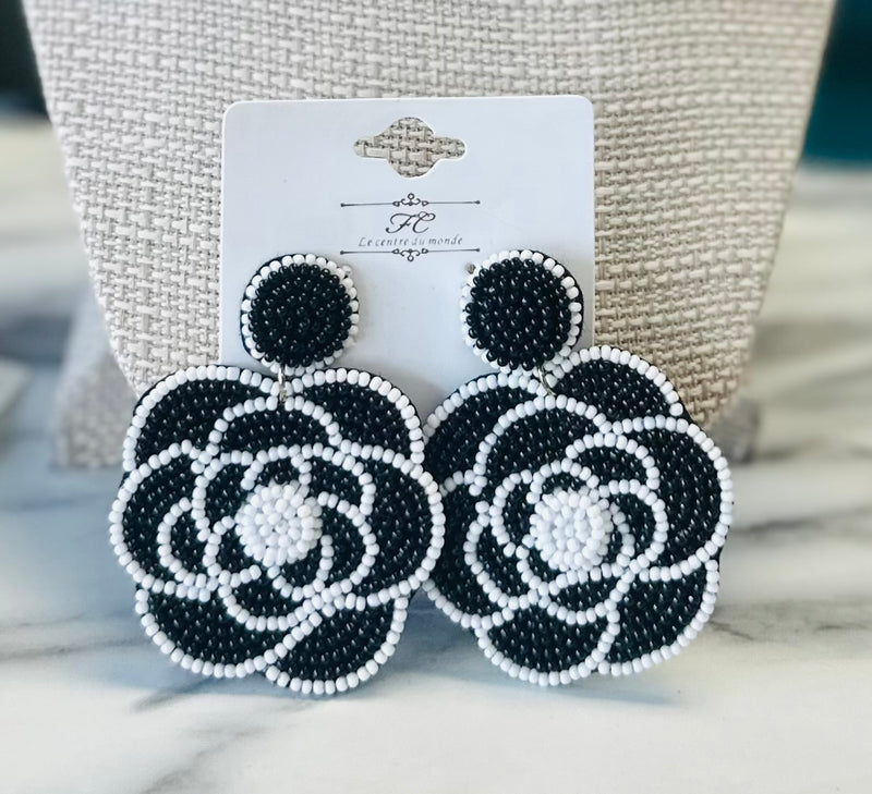 Women’s Black and White Flower Earrings