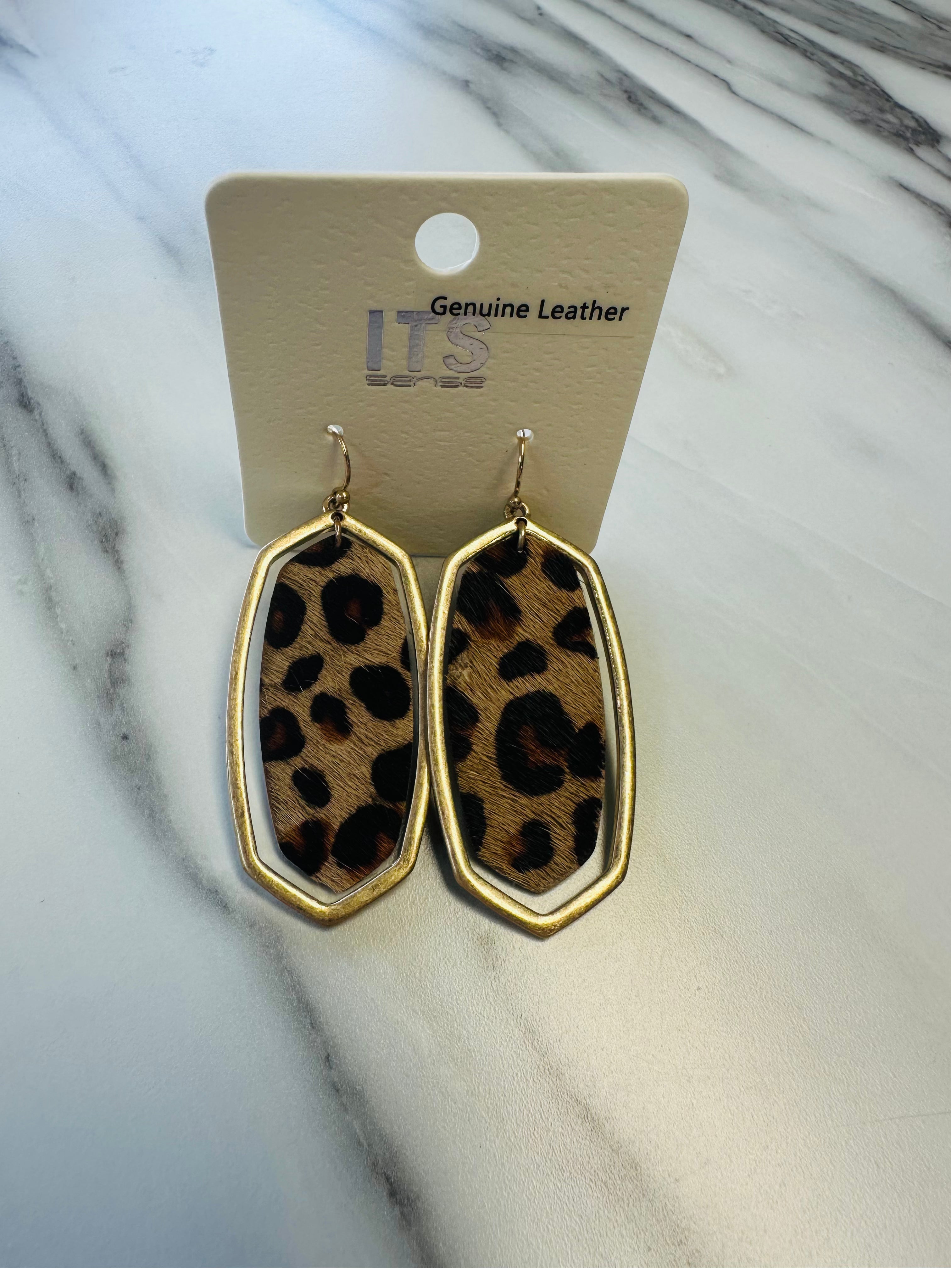Women’s Boxed Cheetah Print Dangled Earrings