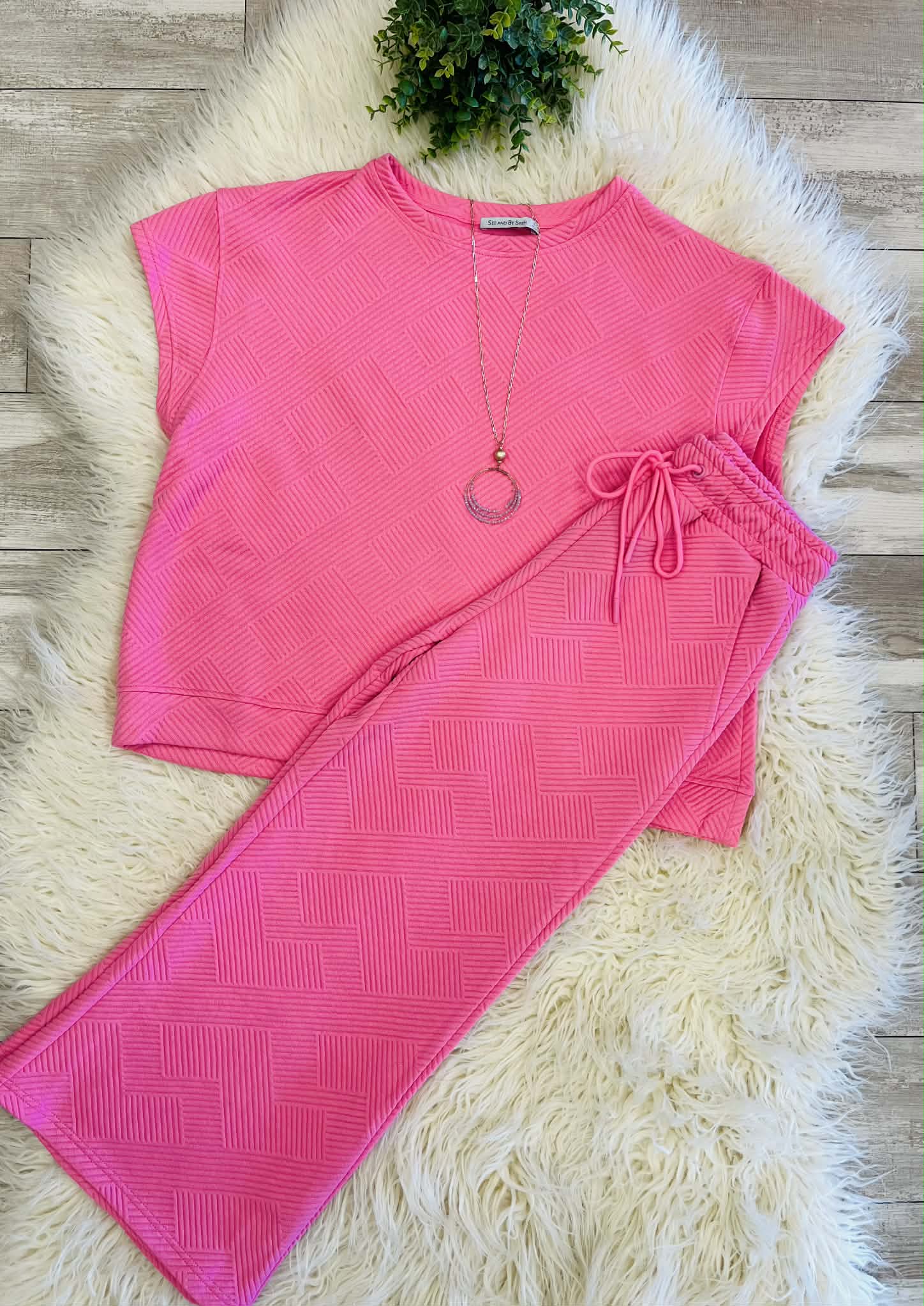 Women’s Bubble Gum Pink Textured Pant Set