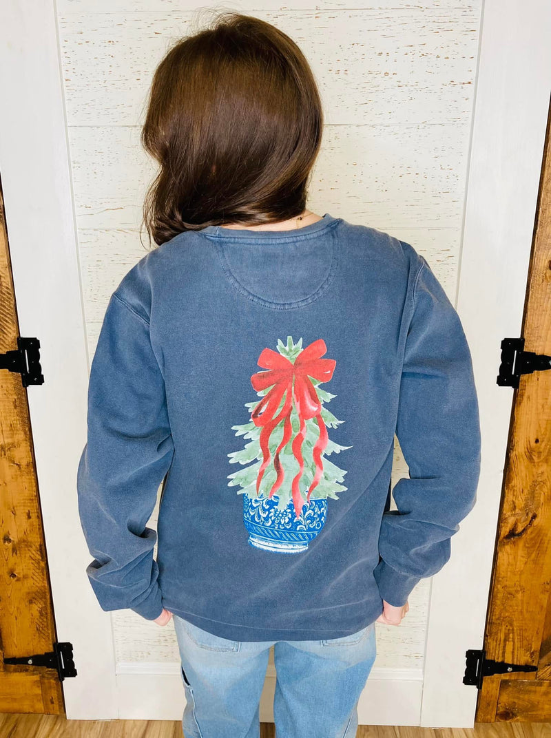 Women’s Christmas Tree Crewneck Graphic Sweatshirt