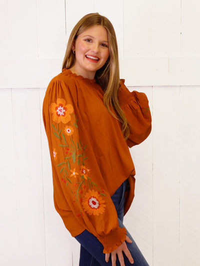 Women’s Curvy Rust Embroidered Sleeve Top