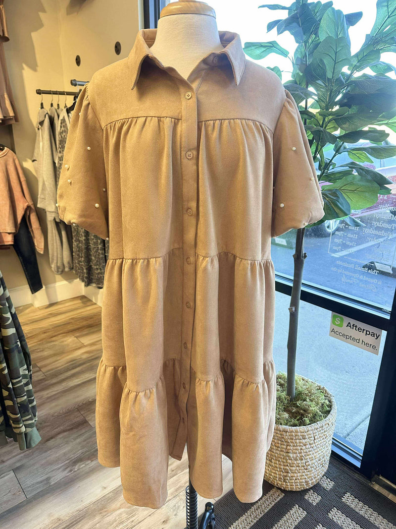 Women’s Curvy Tiered Suede Dress with Pearl Puff Sleeves